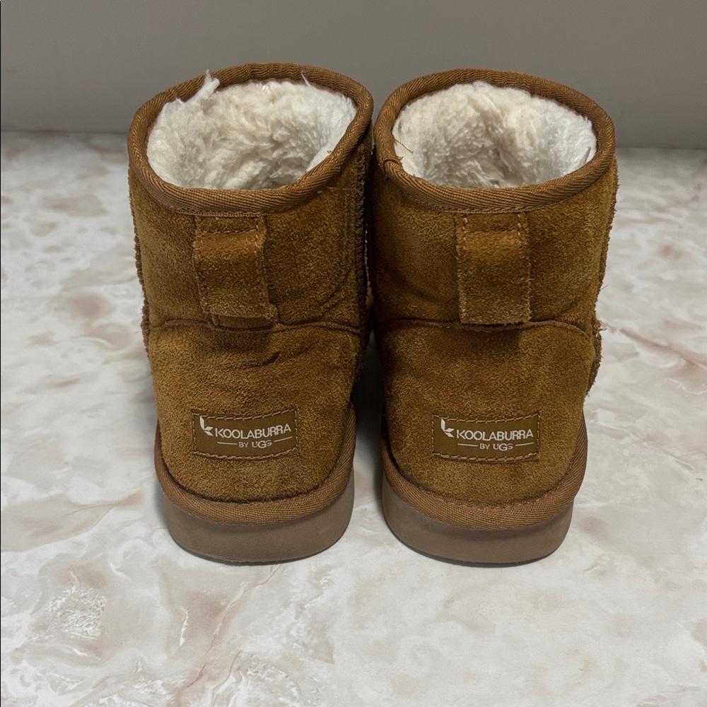 Koolaburra by UGG boots size 8 - Picture 4 of 6